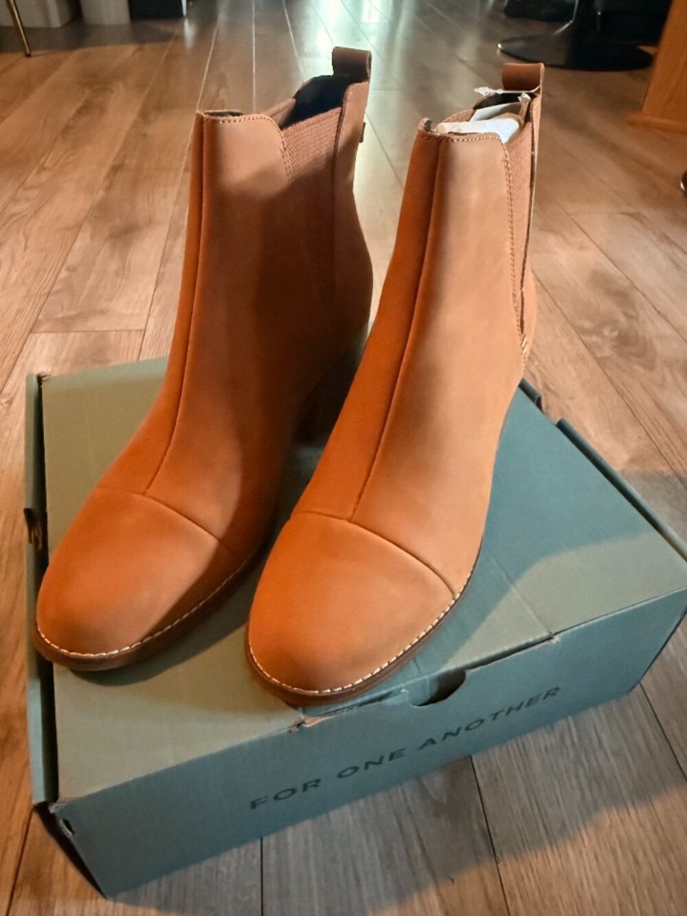 Toms Esme tan leather ankle boots